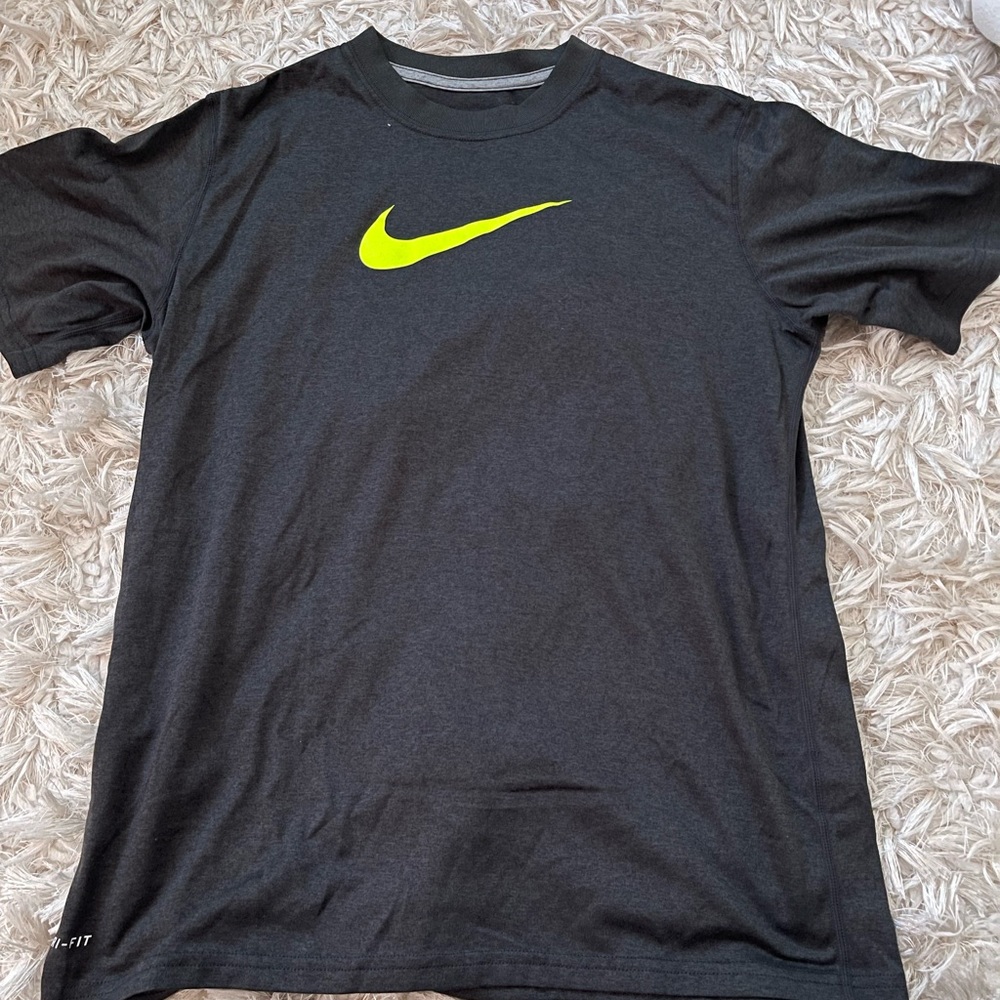 Gray nike workout t-shirt